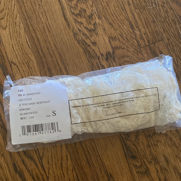 NWT Free People If You Dare Bodysuit (White) - Picture 7 of 10